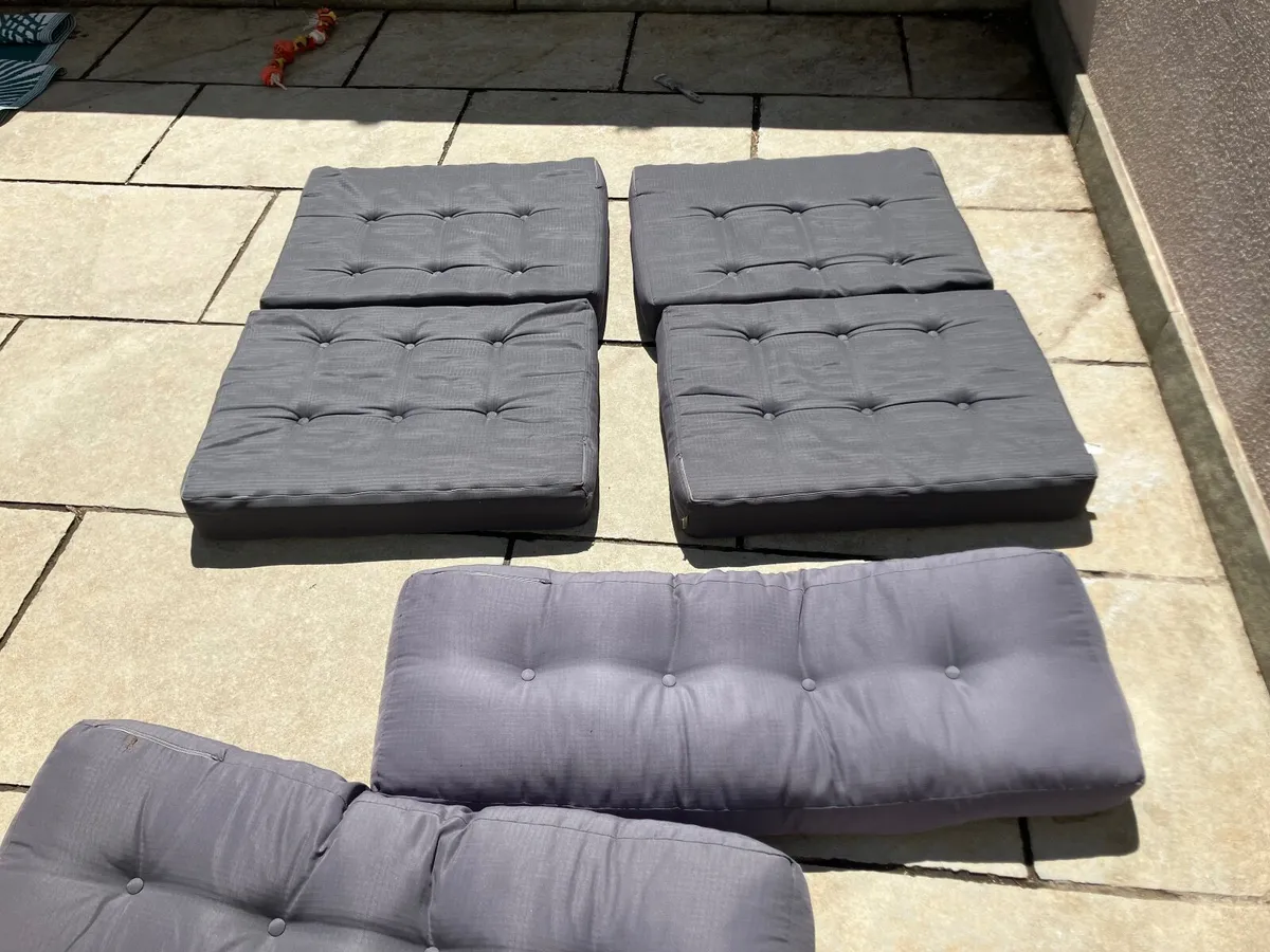 Garden Pallet Sofa Cushions - Image 2