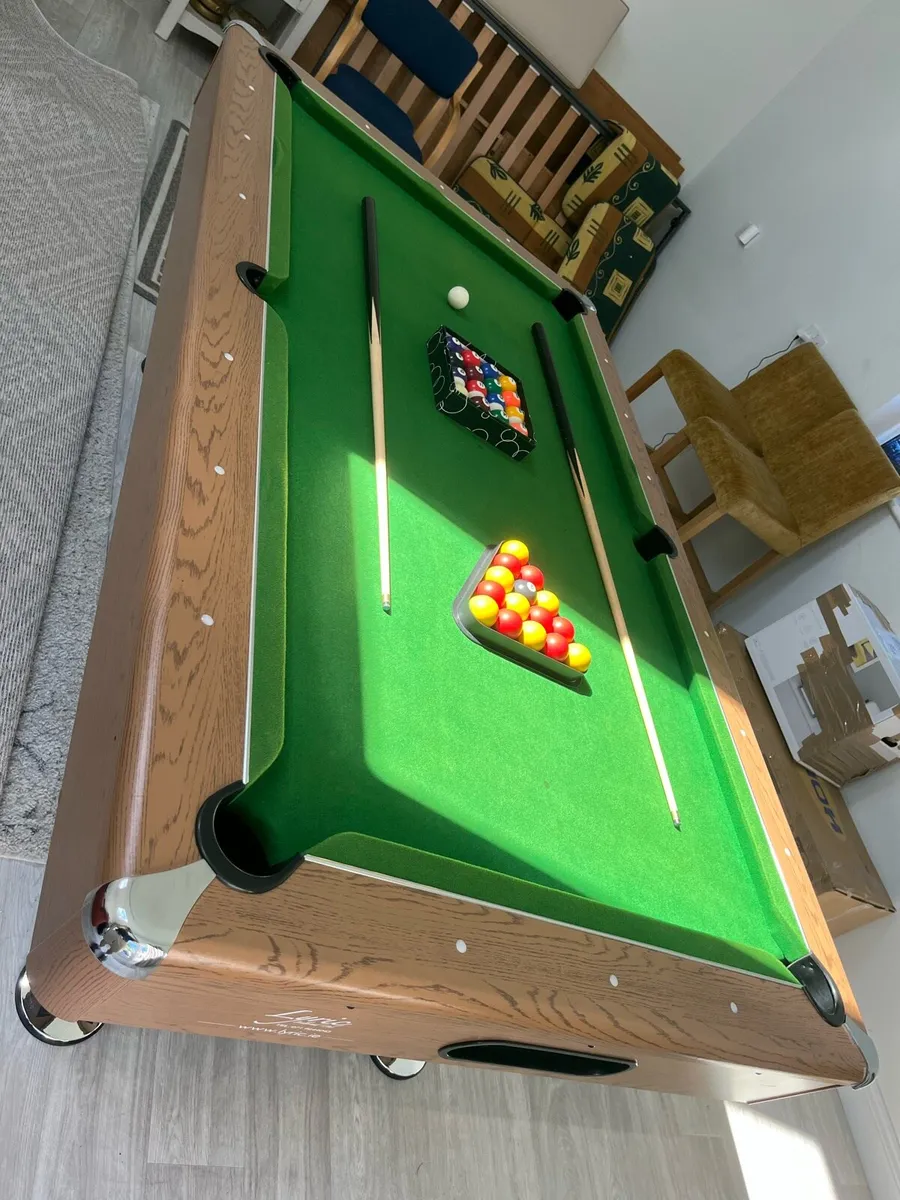 7ft x 4ft Lyric Pool Table - Excellent Condition - Image 1