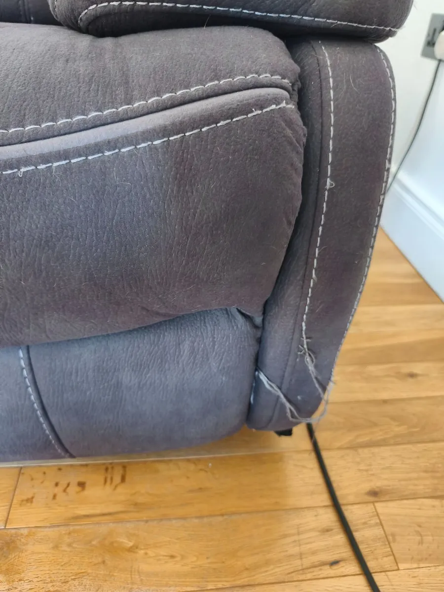 Corner reclining sofa and 2 seater reclining sofa - Image 3