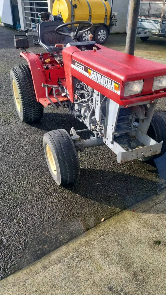 Shibaura s320 compact tractor - Image 2