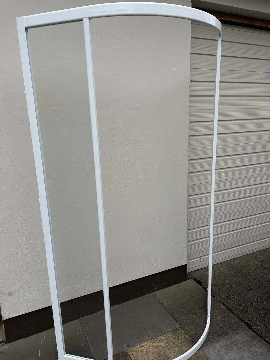 Shower Tray and Panels - Image 2
