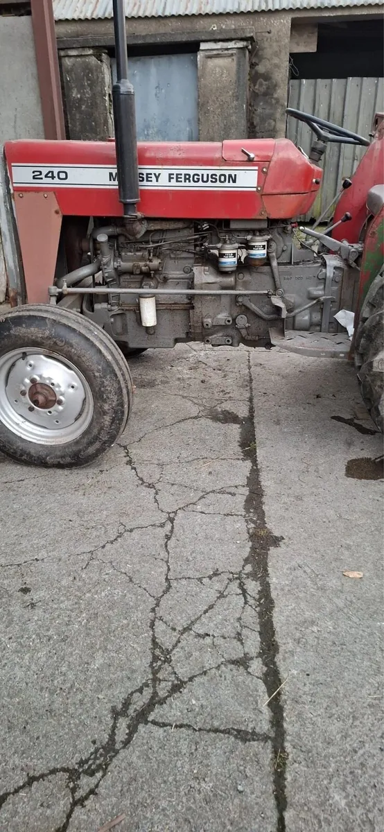 Massey ferguson 240 - Image 2