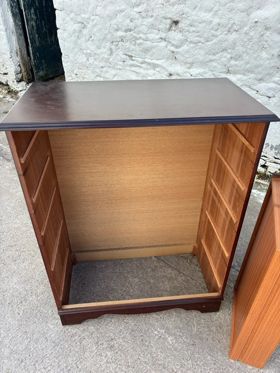 Rossmore chest of drawers - Image 1