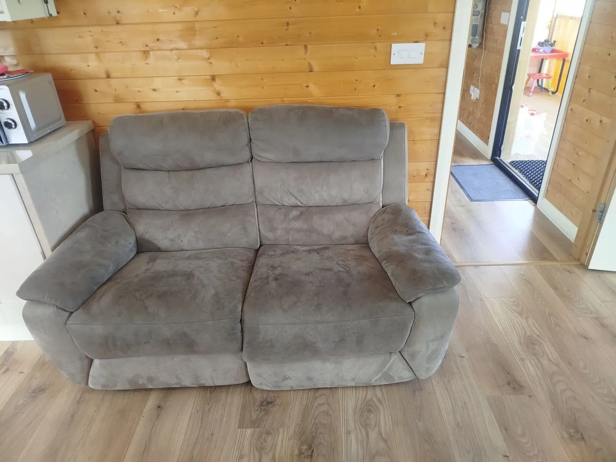 Couch - Image 4