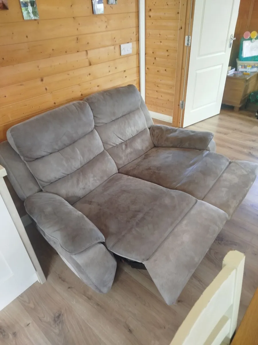Couch - Image 2