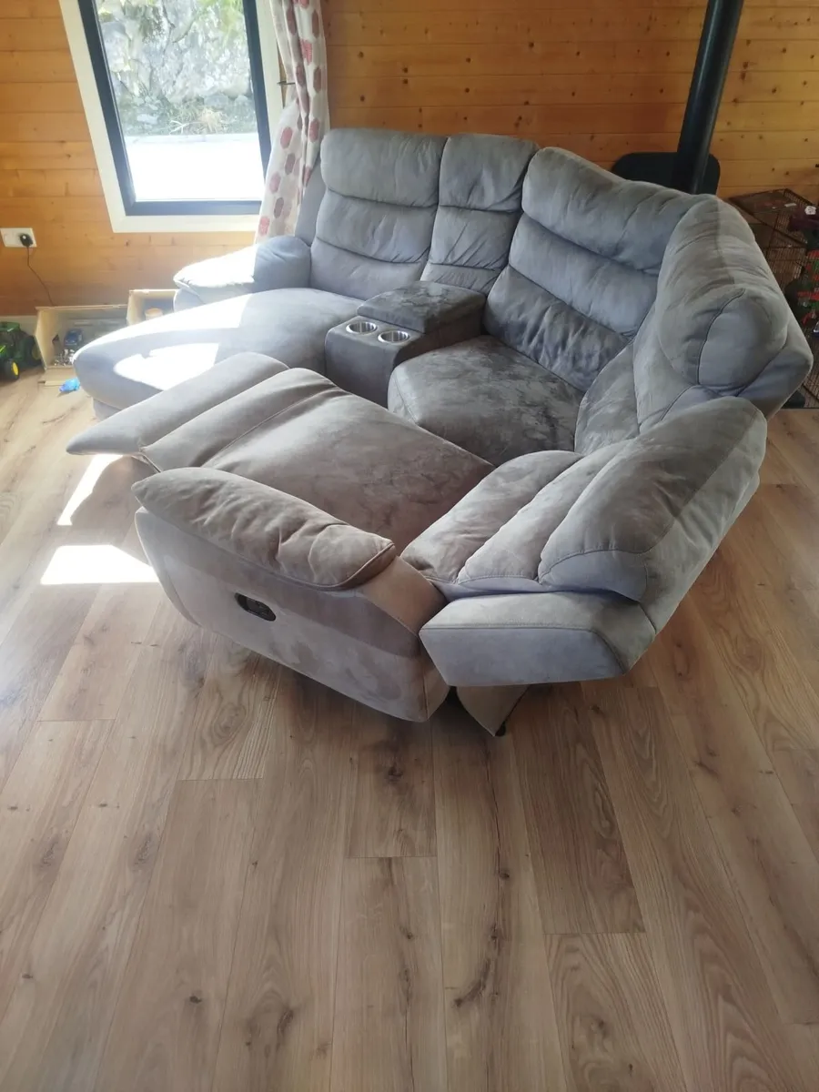 Couch - Image 3