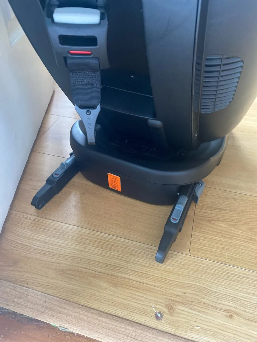 Isofix car seat with spin - Image 2