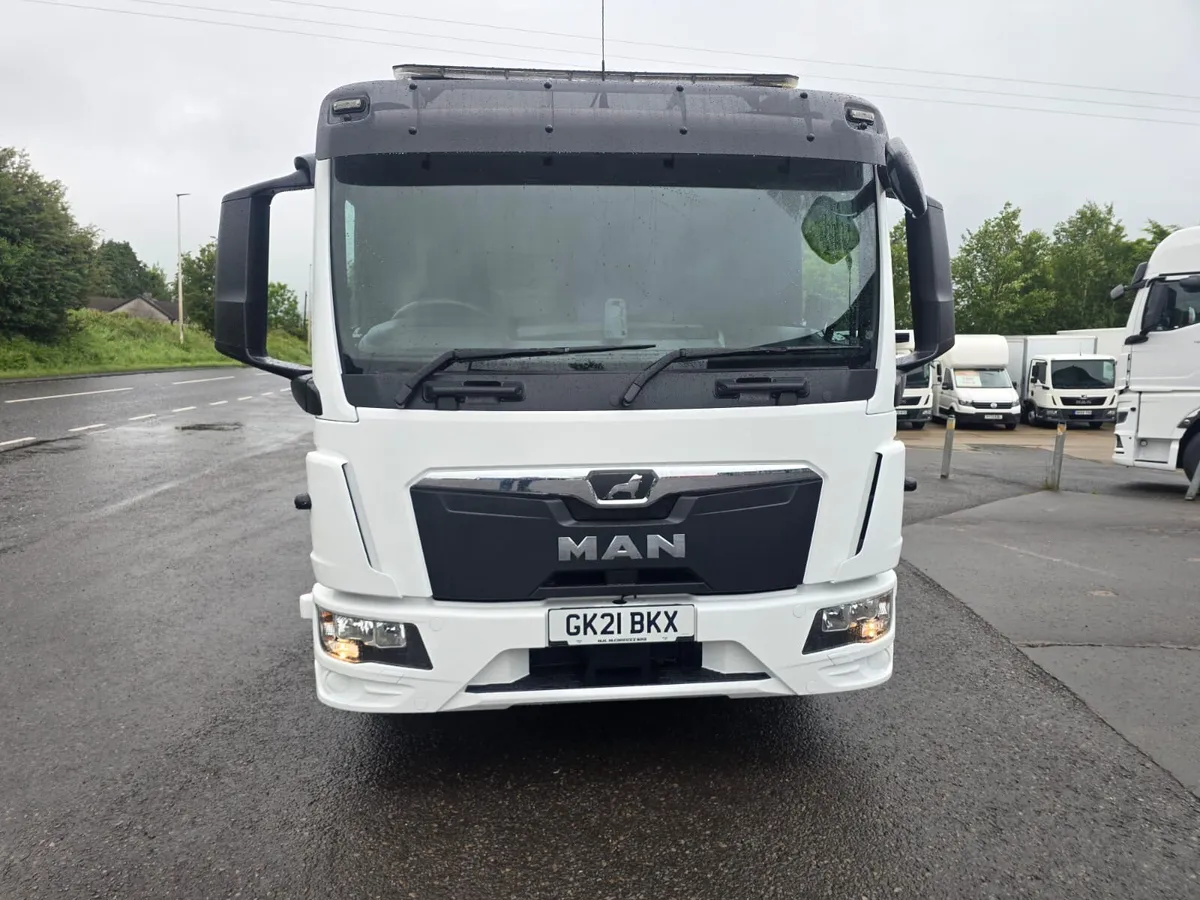 MAN TGL 12.220 - Image 1