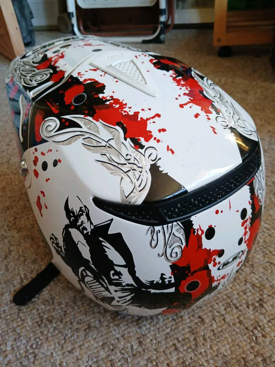 Enduro helmet and boots - Image 1