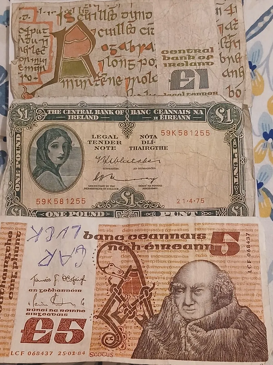 Old currency notes