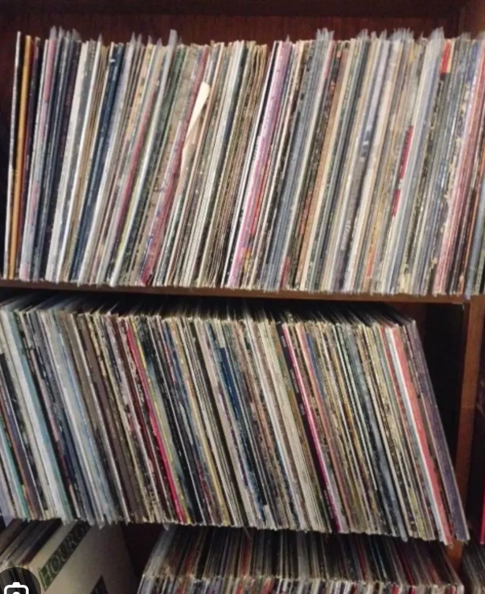 Record Collections , wanted, Cash waiting
