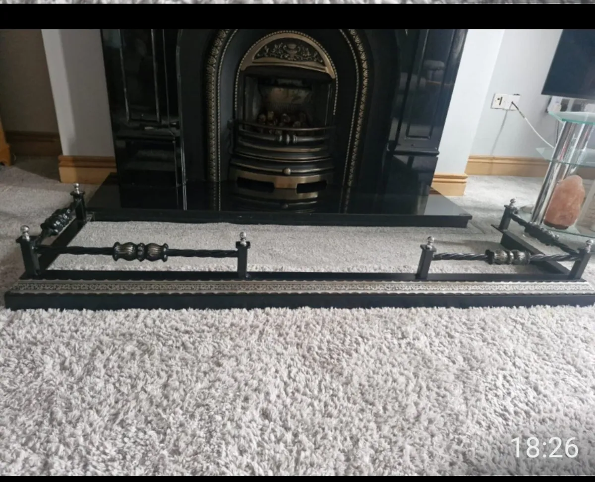 Mantle piece - Image 2