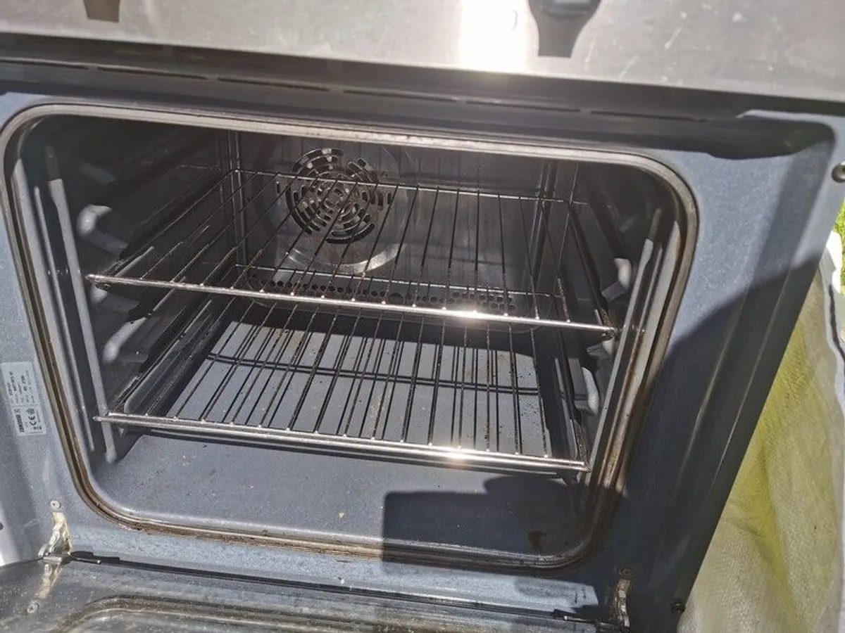 Zanussi Electric oven - Image 2