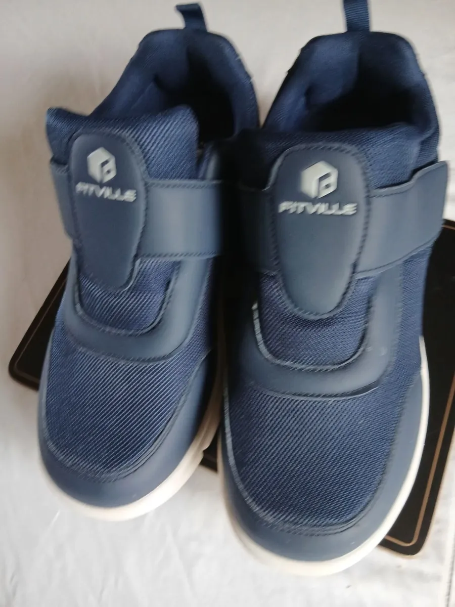 Trainers - Image 2