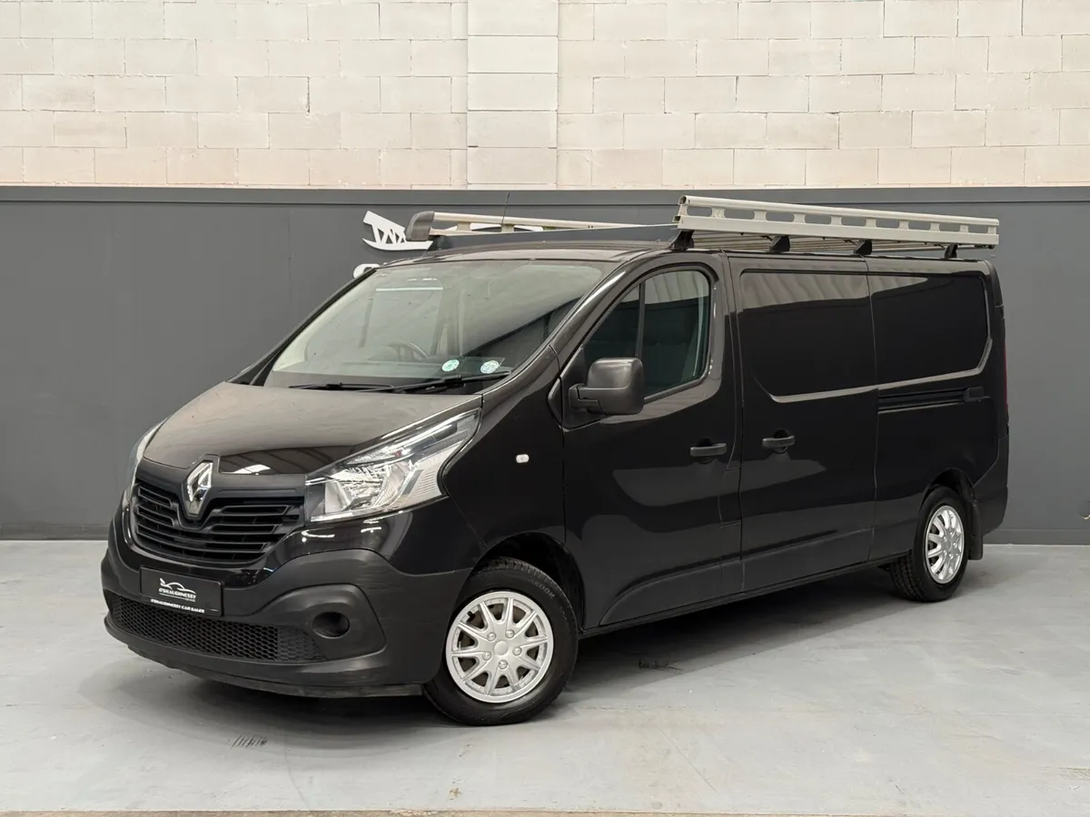 Renault Trafic 2019 NEW DOE LOW MILEAGE - Image 2