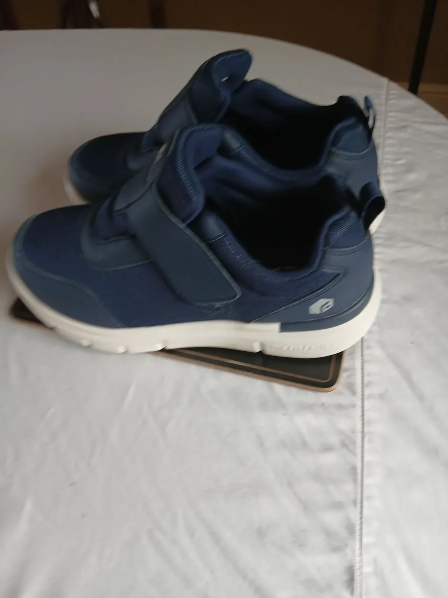 Trainers - Image 3