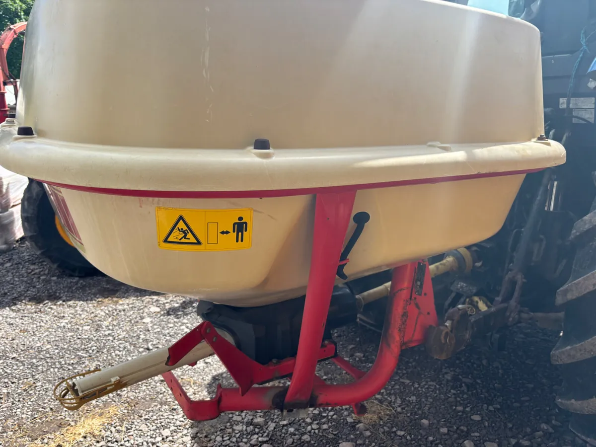 Vicon 1.2 ton wagtail sower - Image 3