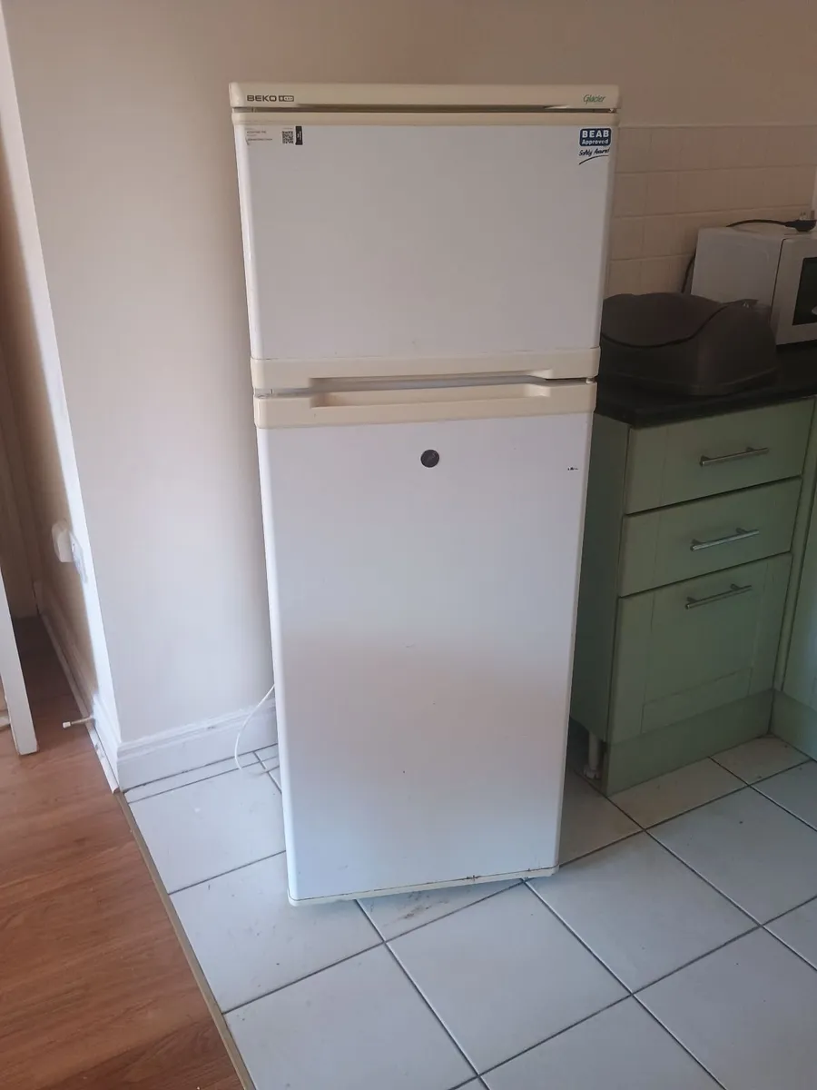 Fridge freezer