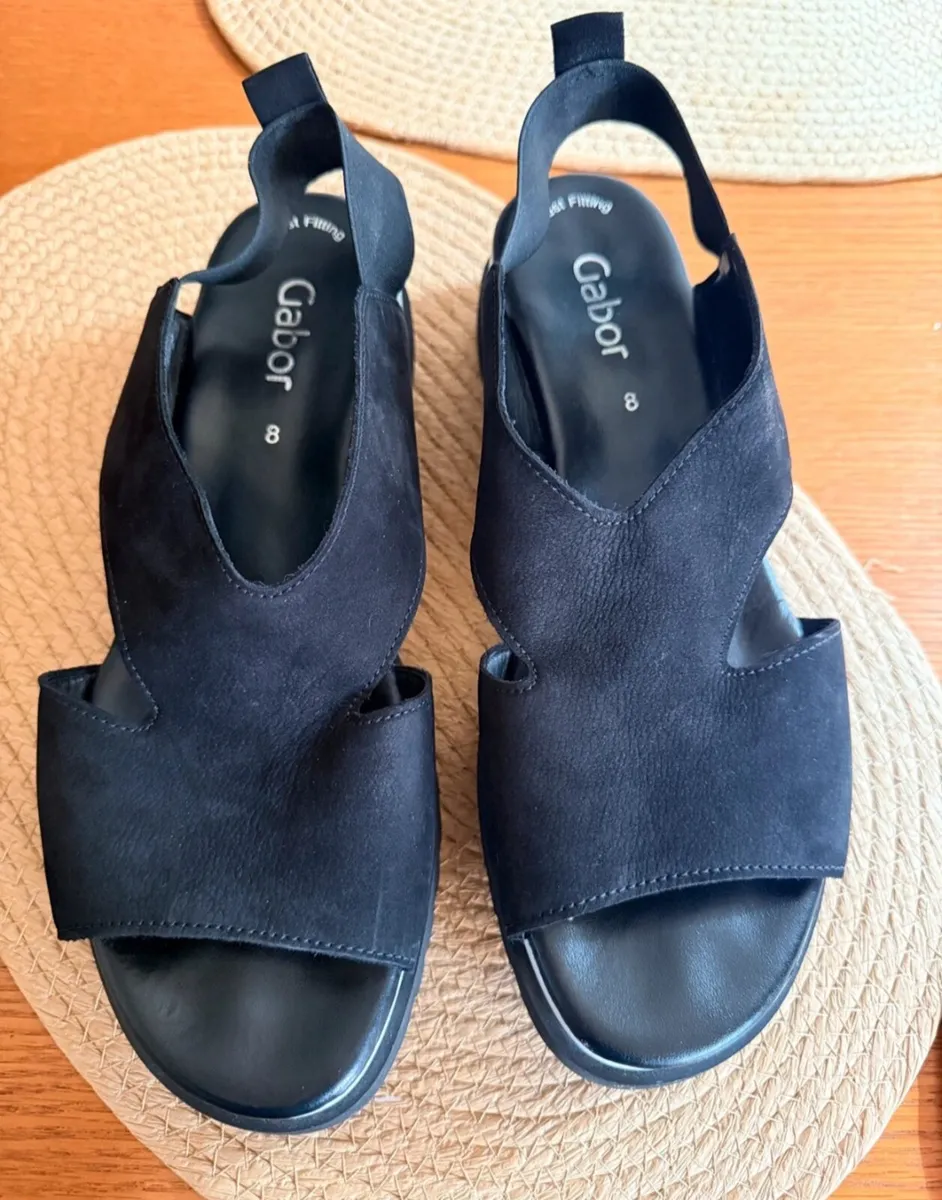 New black gabor summer sandals - Image 1