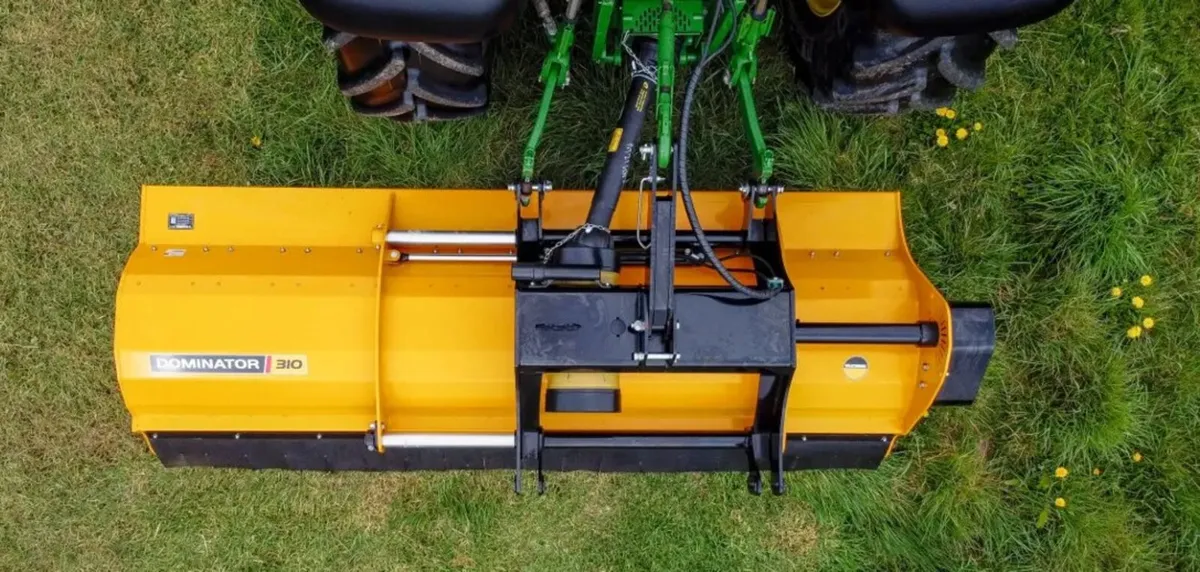 MCCONNEL DOMINATOR 310 FRONT/REAR - Image 3
