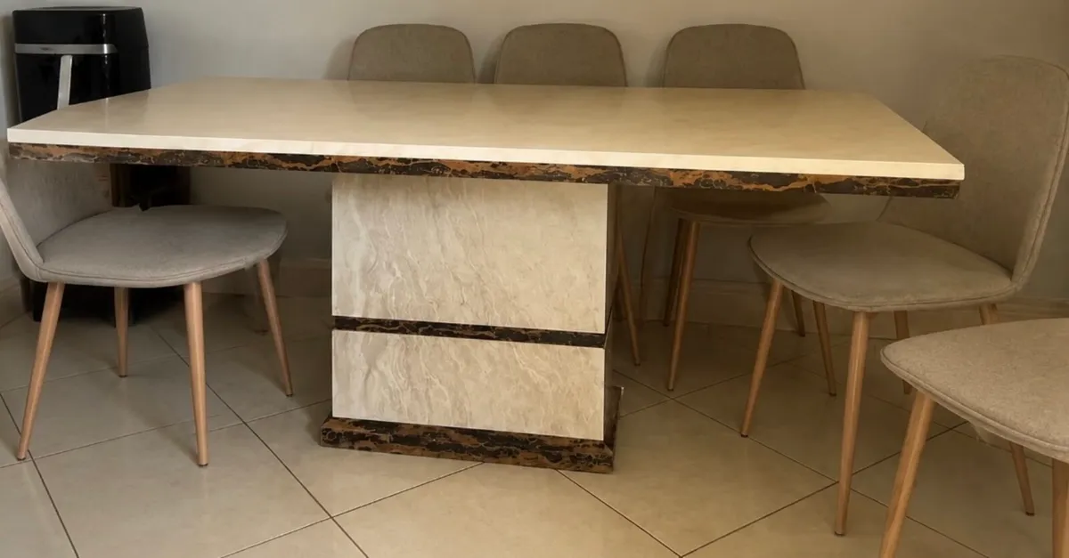 Marble table and 8 chairs - Image 1