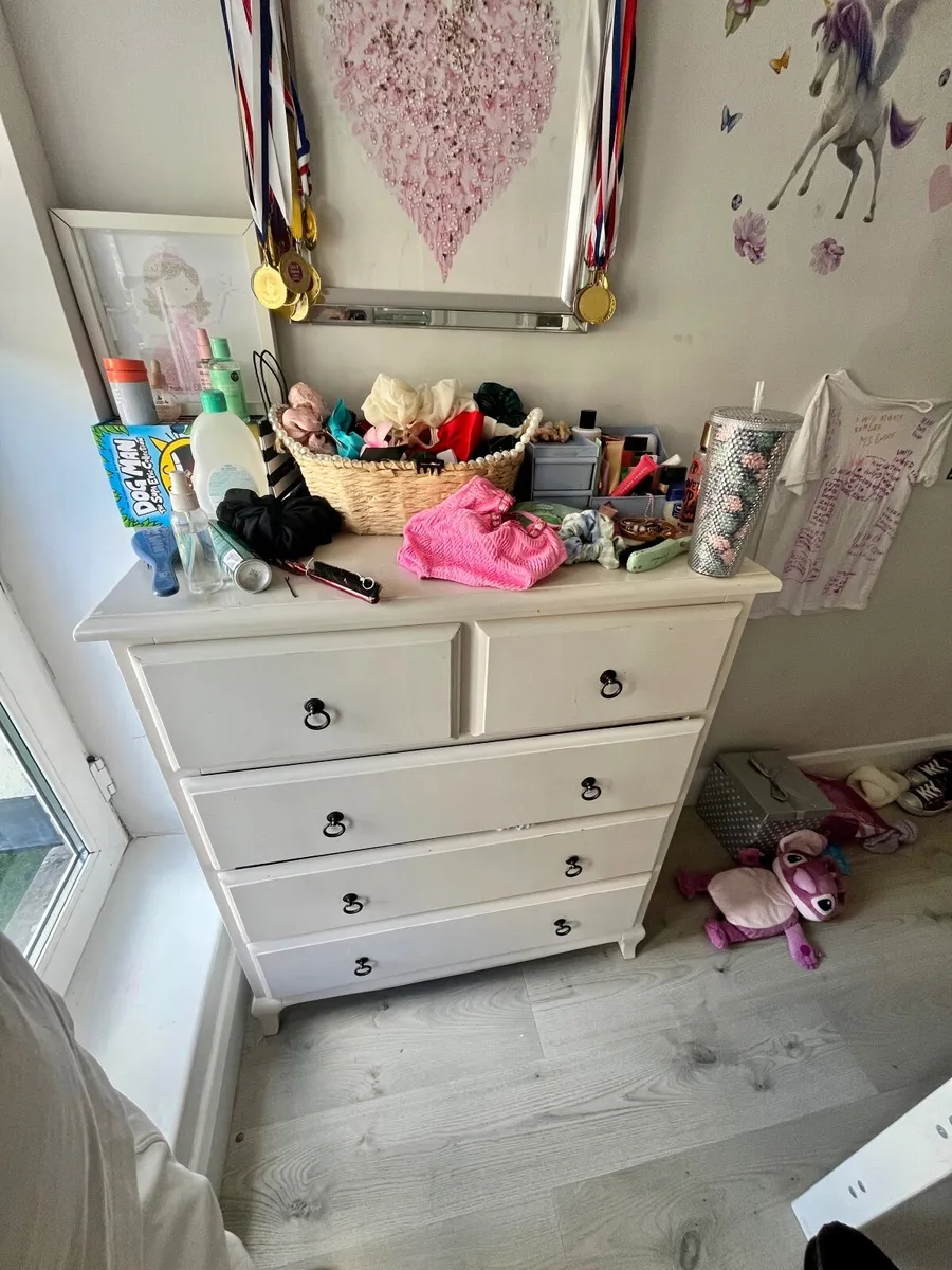 Chest of drawers - Image 1