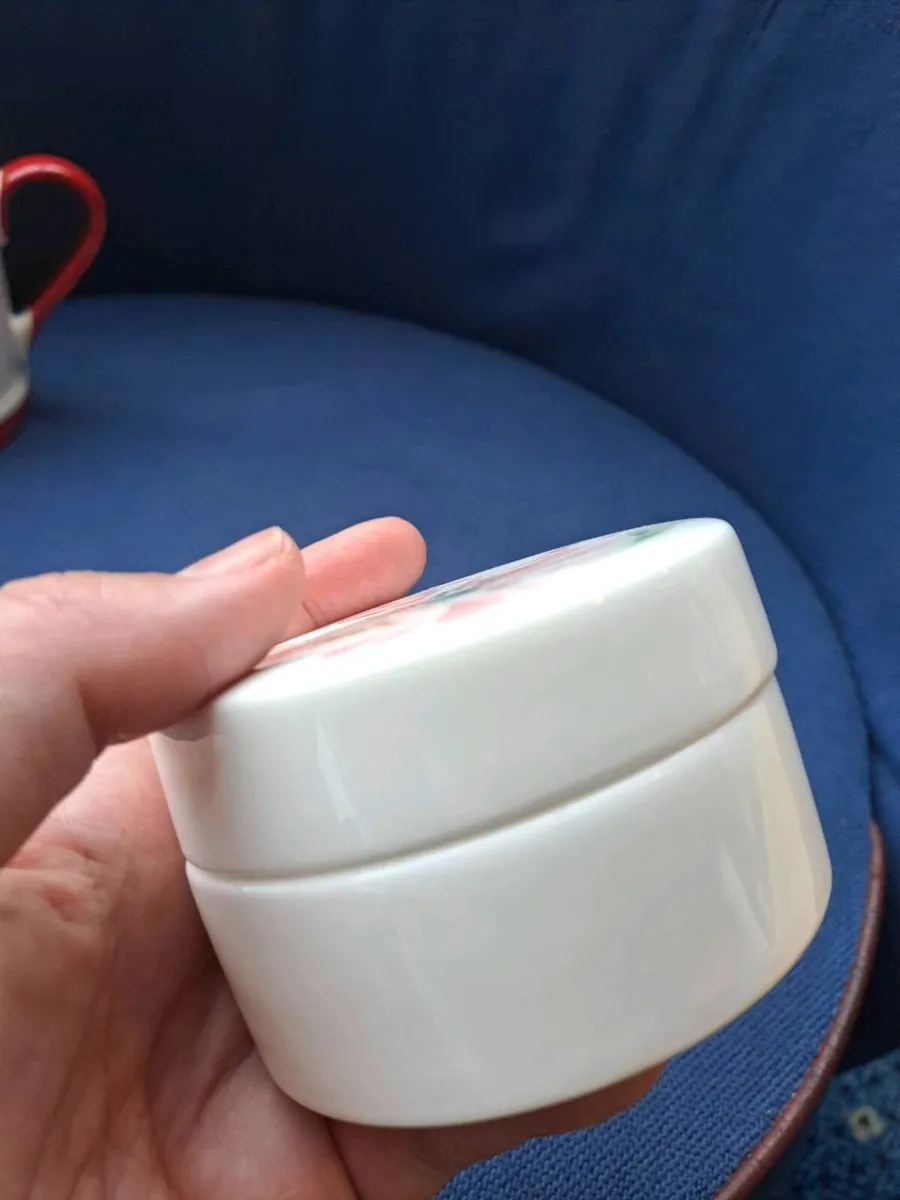 Royal Doulton Cacharel Anaïs Anaïs Trinket Box - Image 3