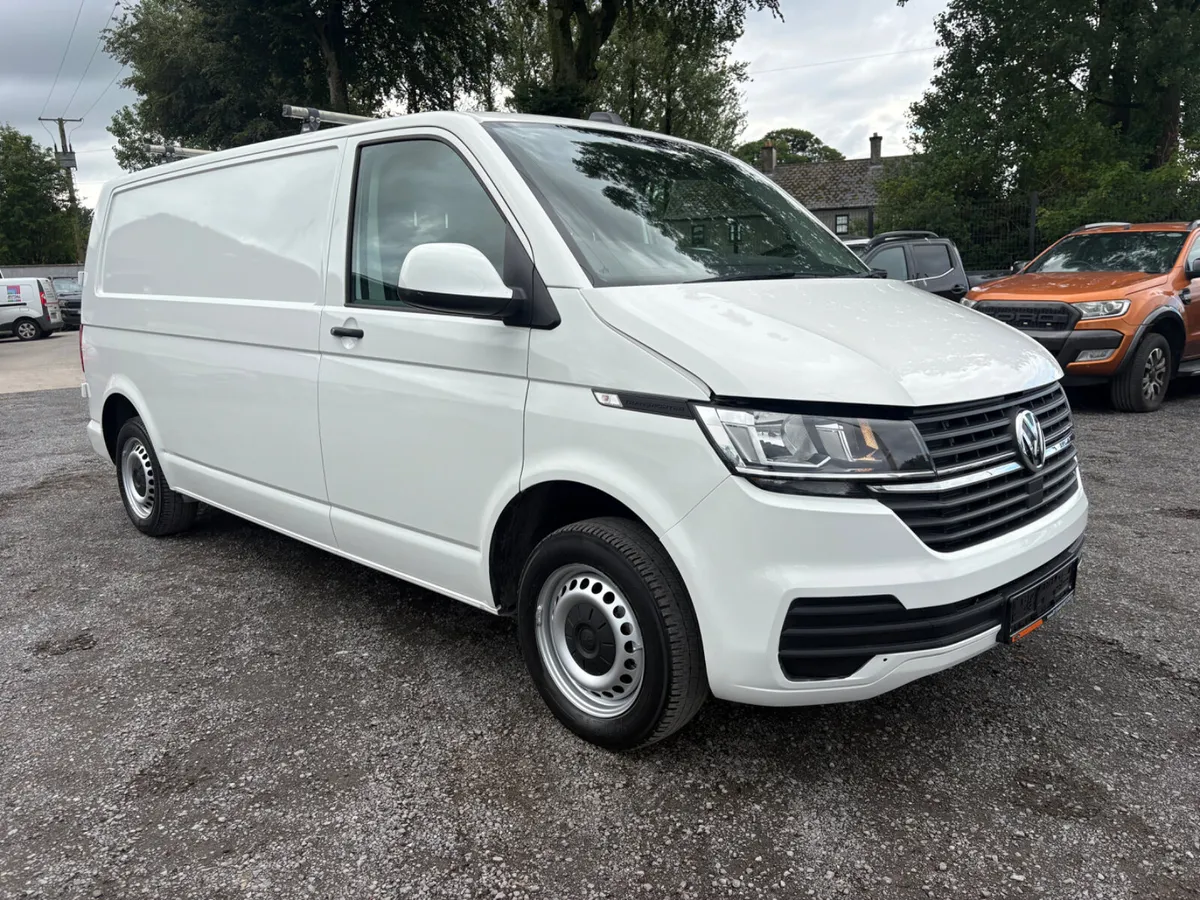 Volkswagen Transporter - Image 4
