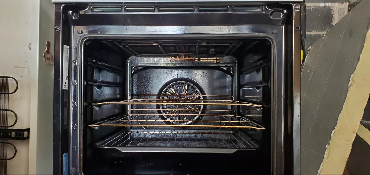 Oven fan assisted - Image 2