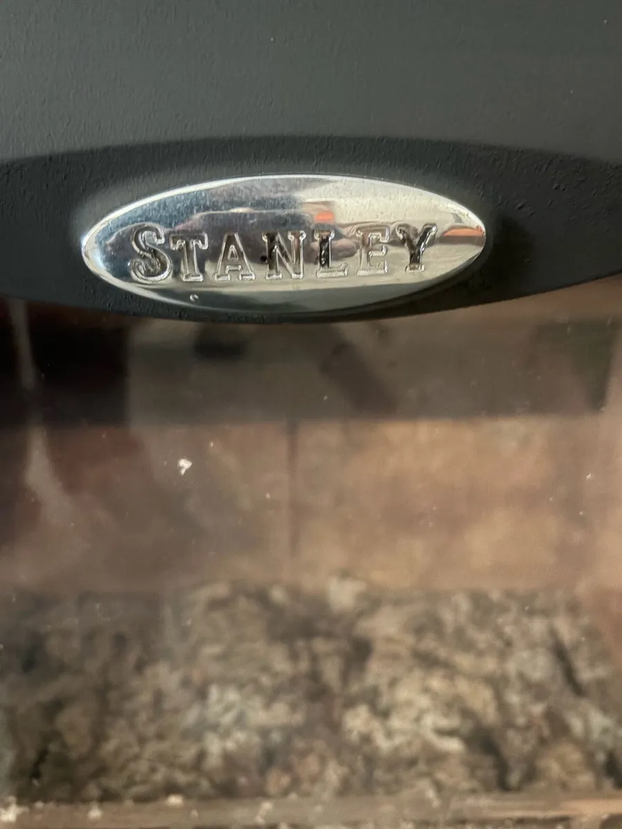Stanley stove 8kg non boiler - Image 2
