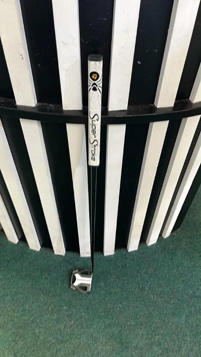 Taylormade Spider Tour X 34' New €349 Now €295 - Image 4