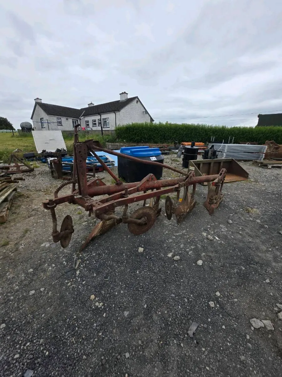 Clearance Auction this Wednesday 24th June - Image 1