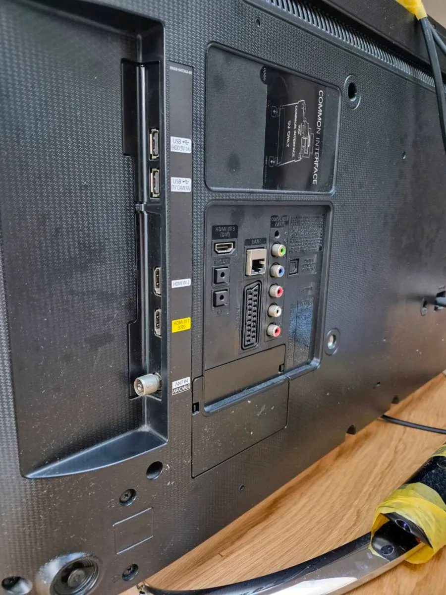 TV - Image 2