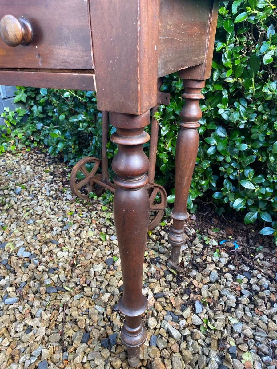 Mahogany hall table - Image 3