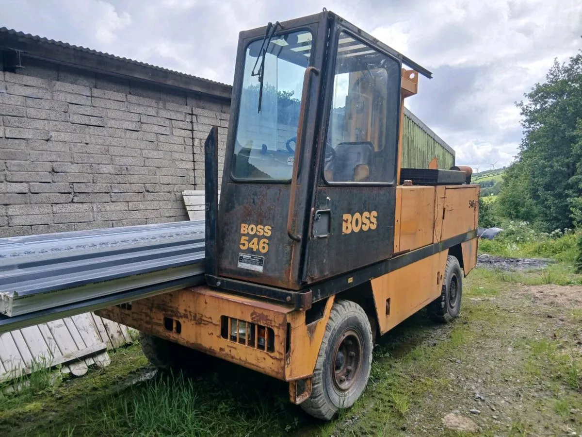 Forklift - Image 2
