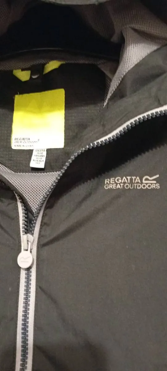 Regatta Light Jacket 10-12yrs - Image 3