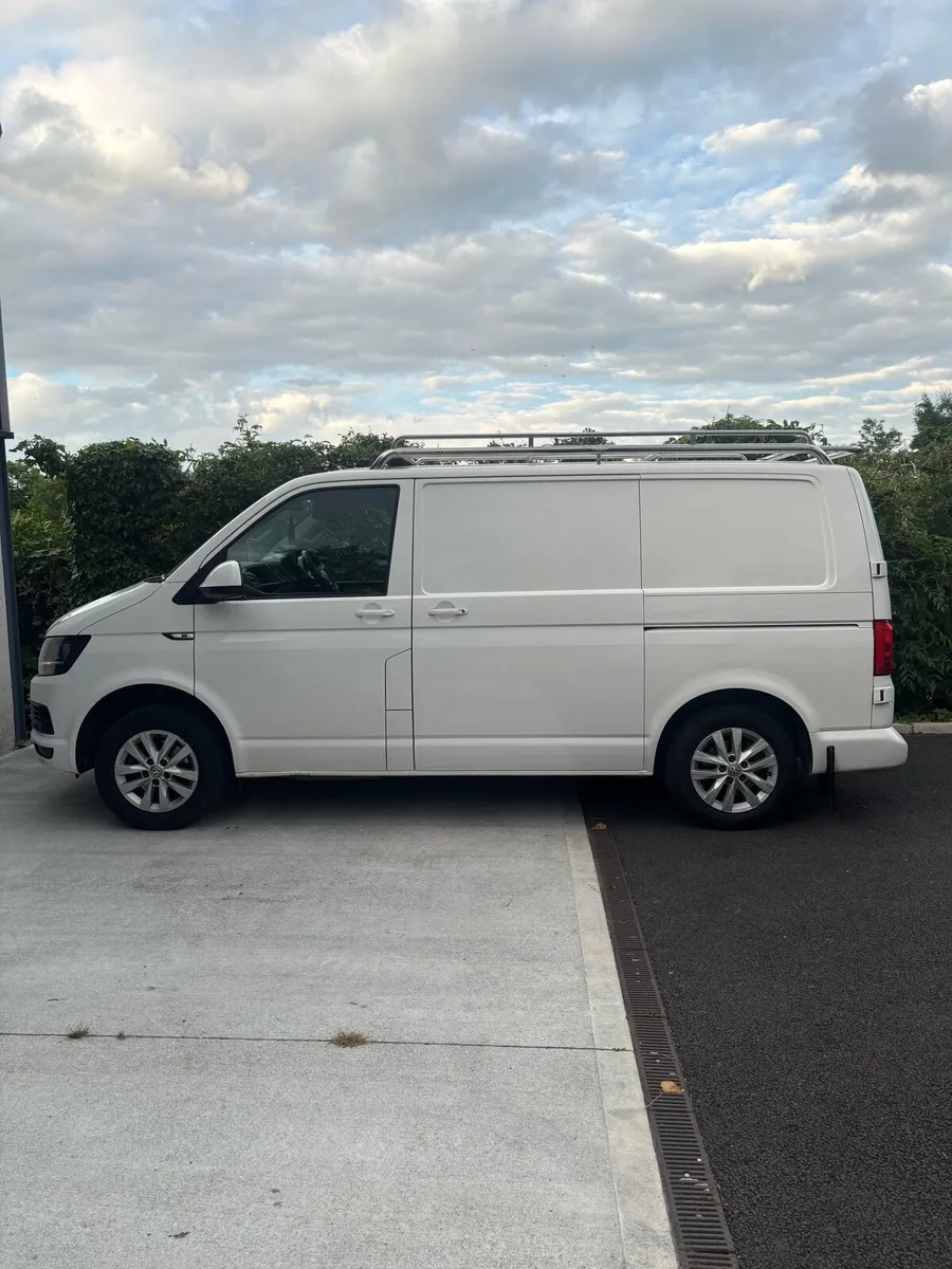 Volkswagen Transporter - Image 3