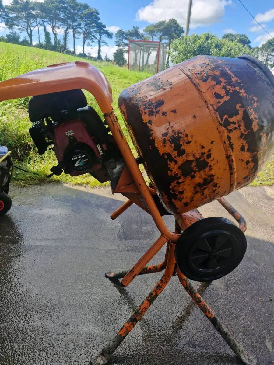 Belle Concrete Mixer - Image 1