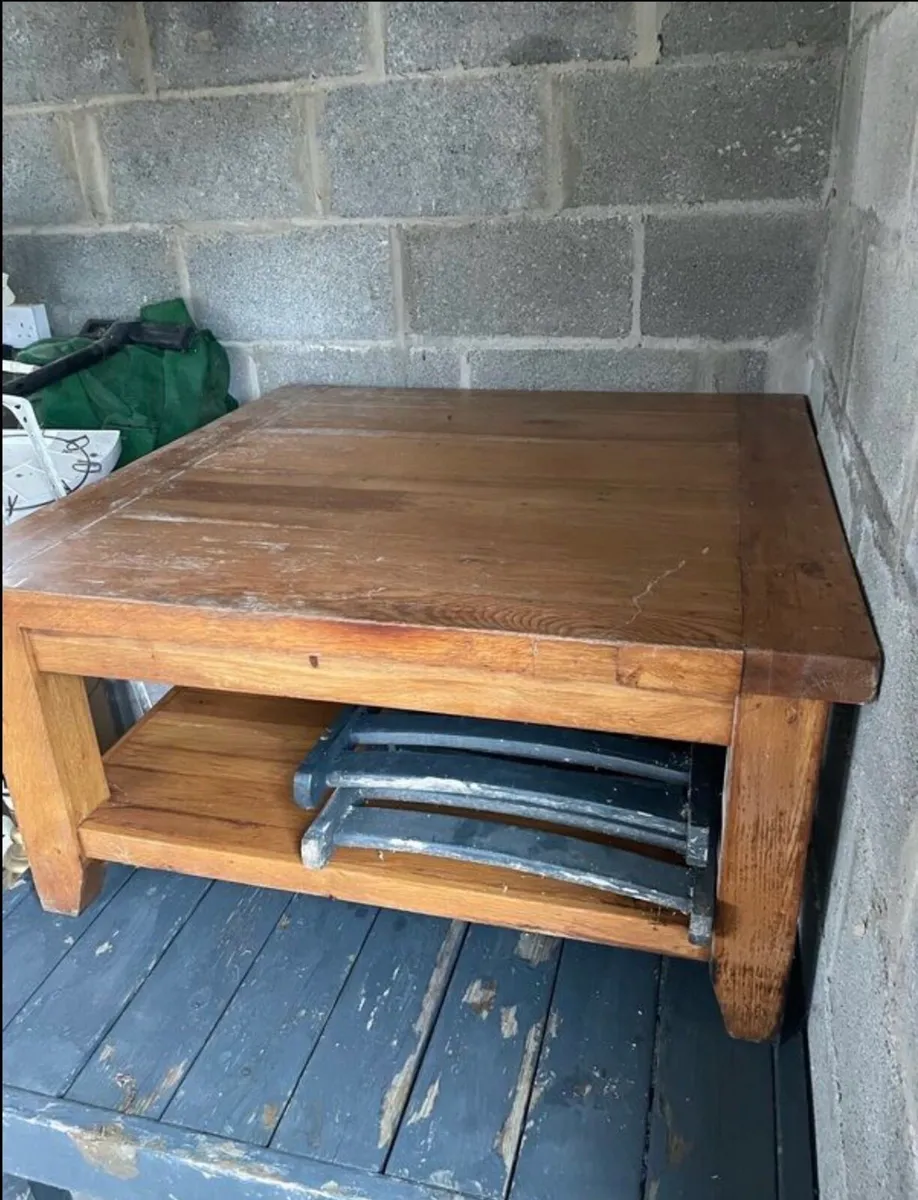 Large coffee table - Image 2