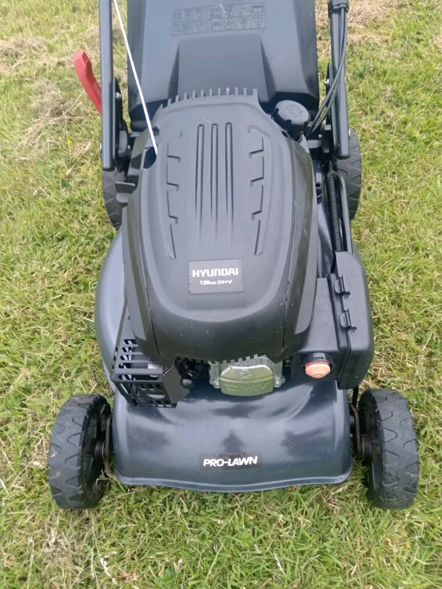 Lawnmowers - Image 2
