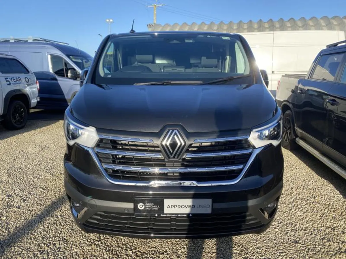 Renault Trafic SWB  SL30 Blue dCi 150 Extra Sport - Image 2