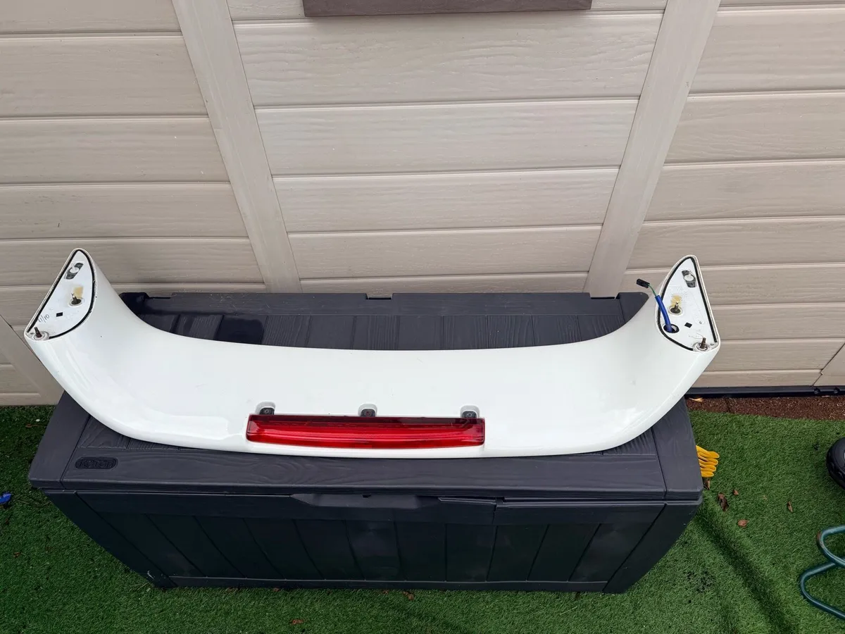 Subaru Impreza GC8  parts - Image 3