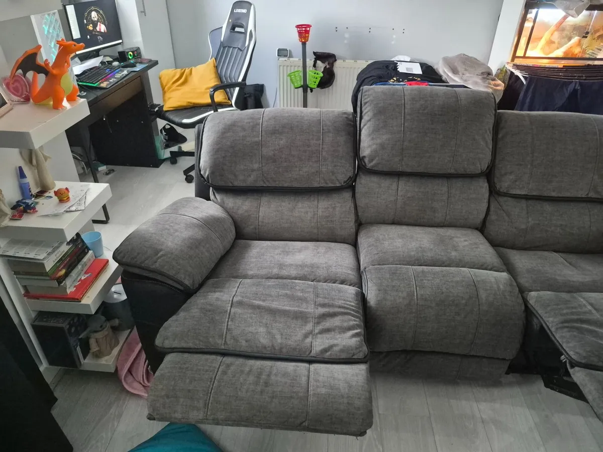 Recliner Sofa - Image 4