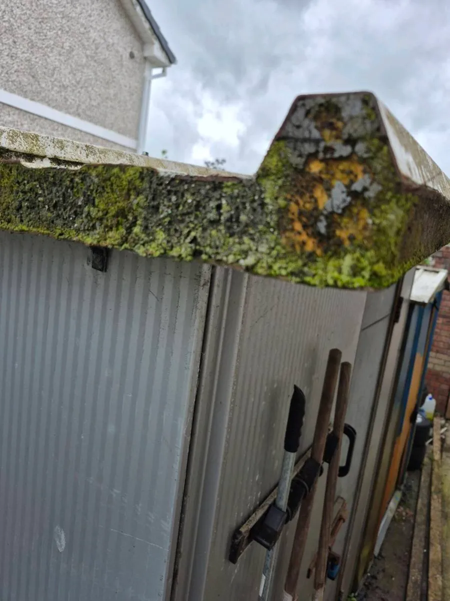 Selfmade shed , thick walls - Image 2