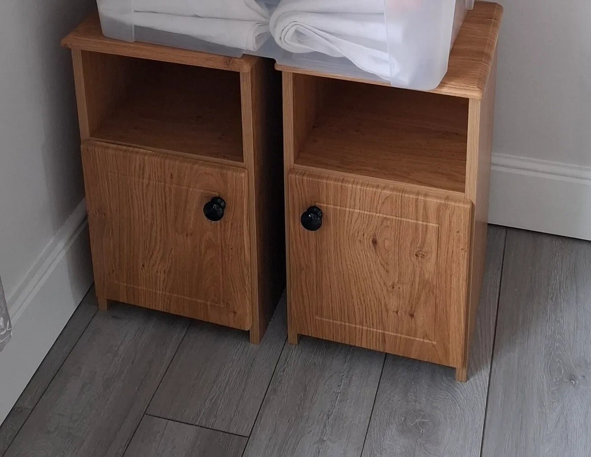 Night stands