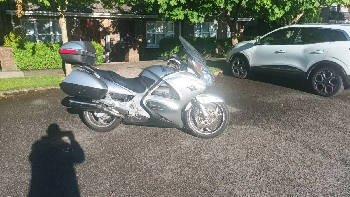 Honda Pan-european 1300 - Image 1