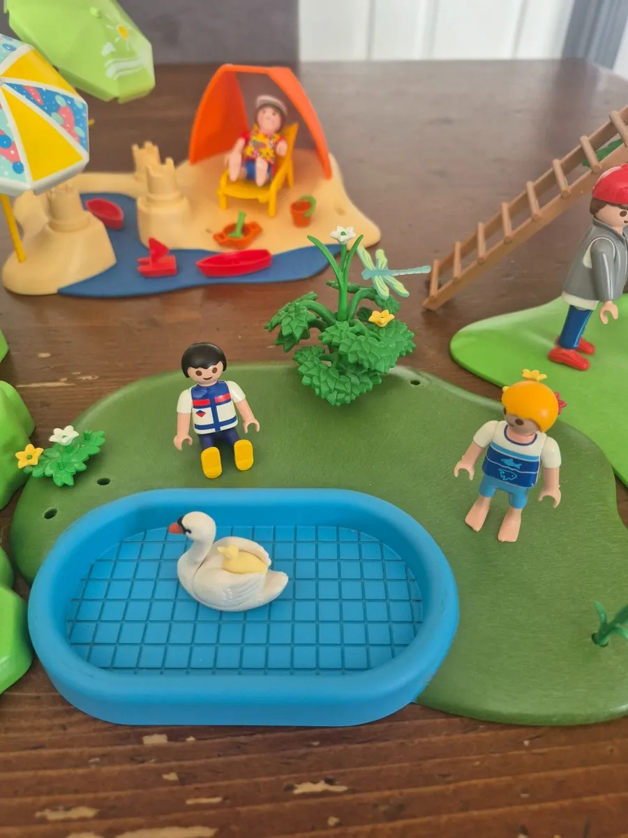 Toys - Image 3
