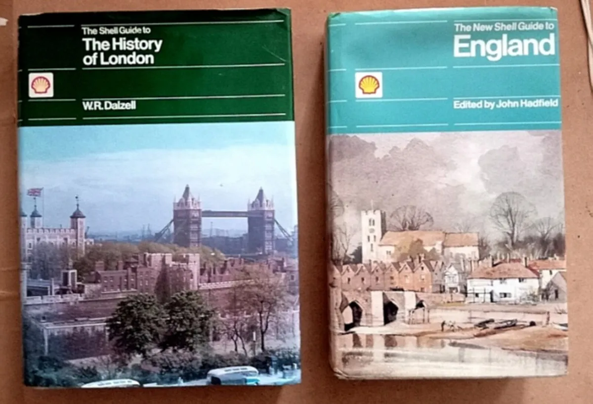 Various Vintage Books Any 3 For €20 (8 photos) - Image 1
