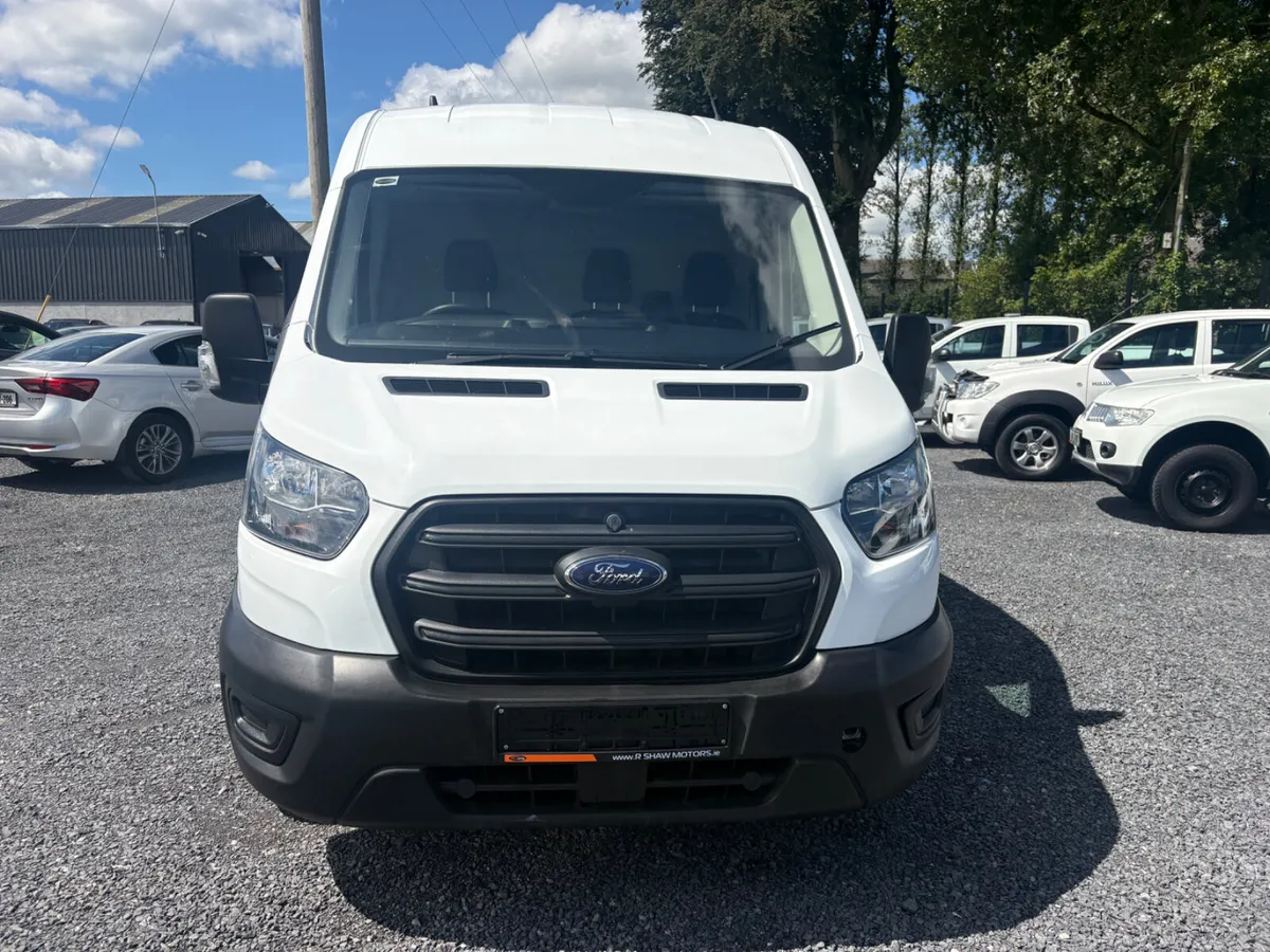 Ford Transit - Image 2