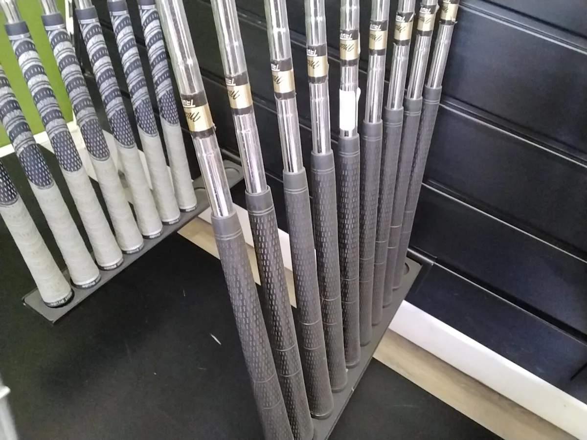 McGregor Mc 801 irons 3-sw - Image 4